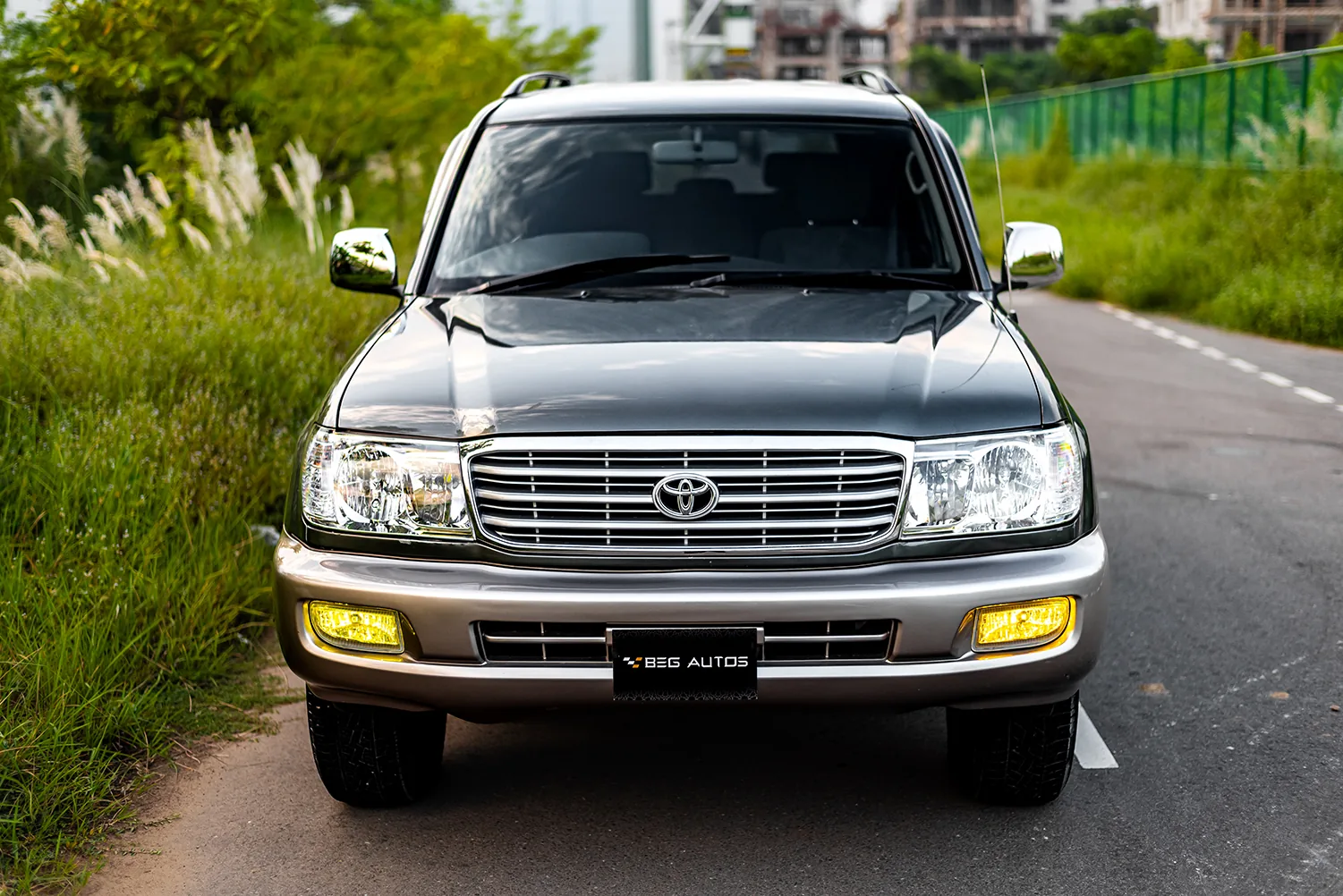 Toyota  Land Cruiser 105