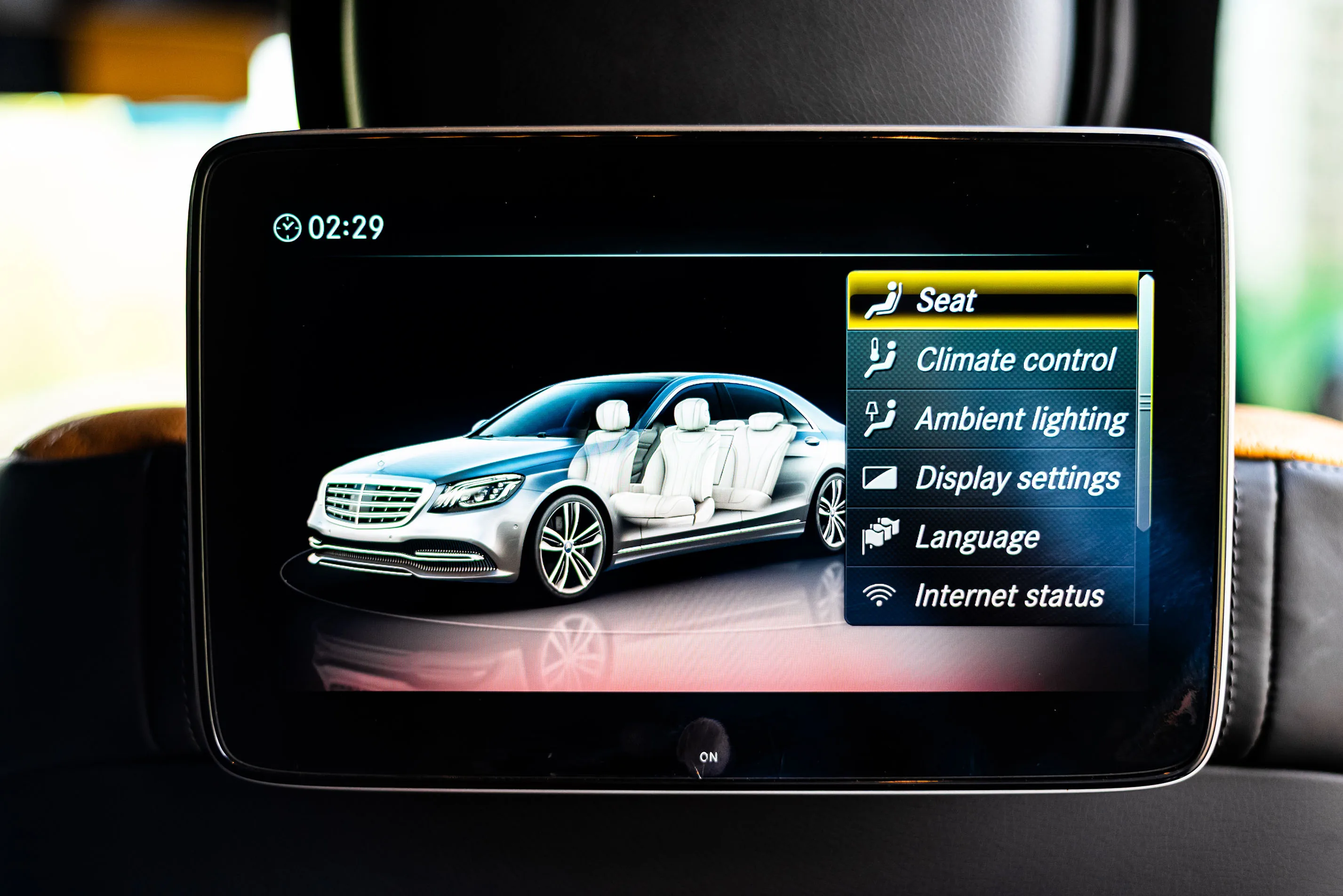 Mercedes-Benz S 560e