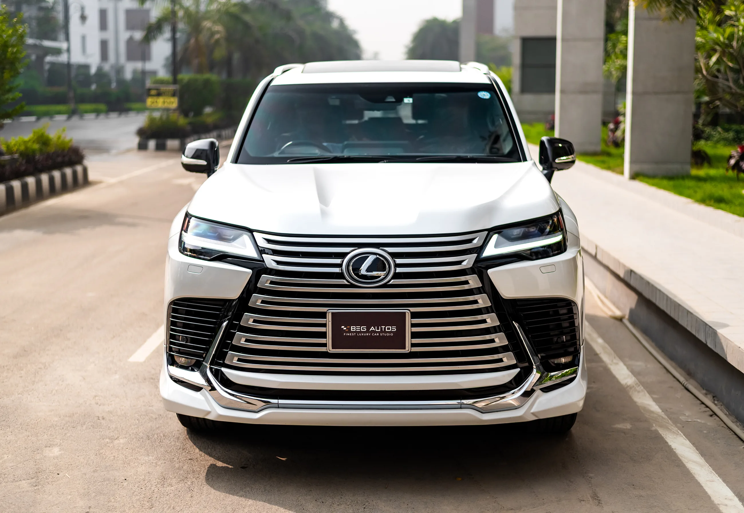 Lexus LX 600