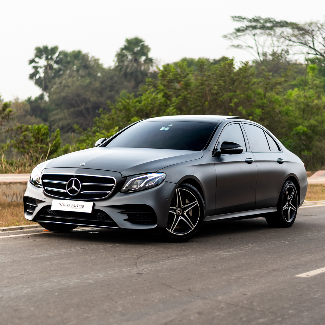 Front view of 2019 Mercedes-Benz 2019 in Grey