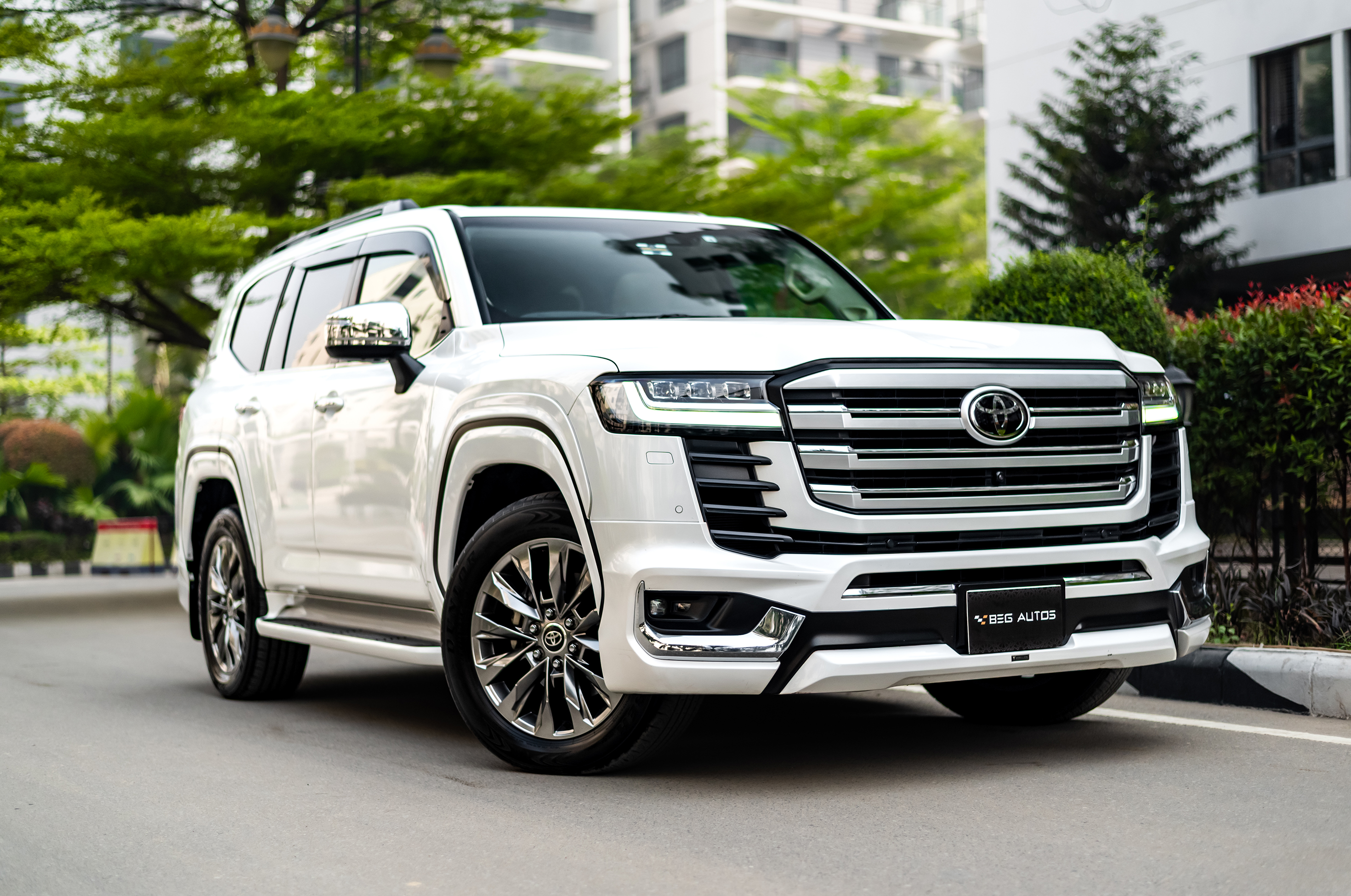 Land Cruiser LC300 ZX