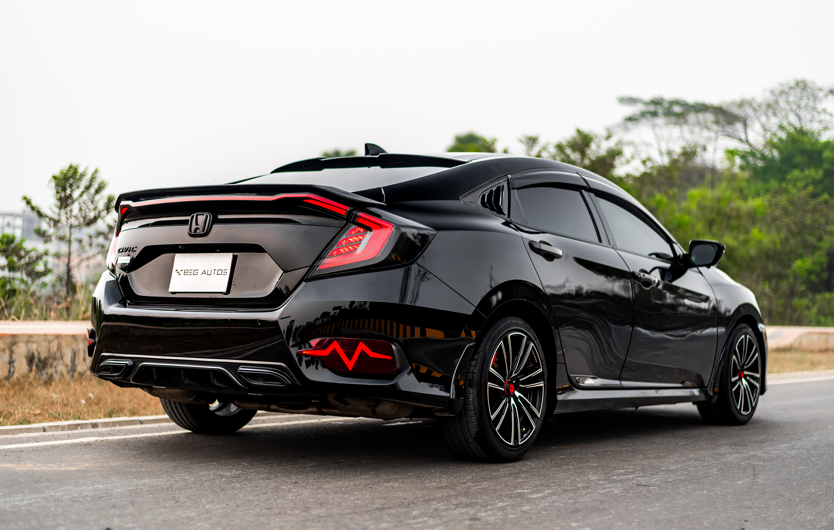 View of 2023 Honda 2018 in Black