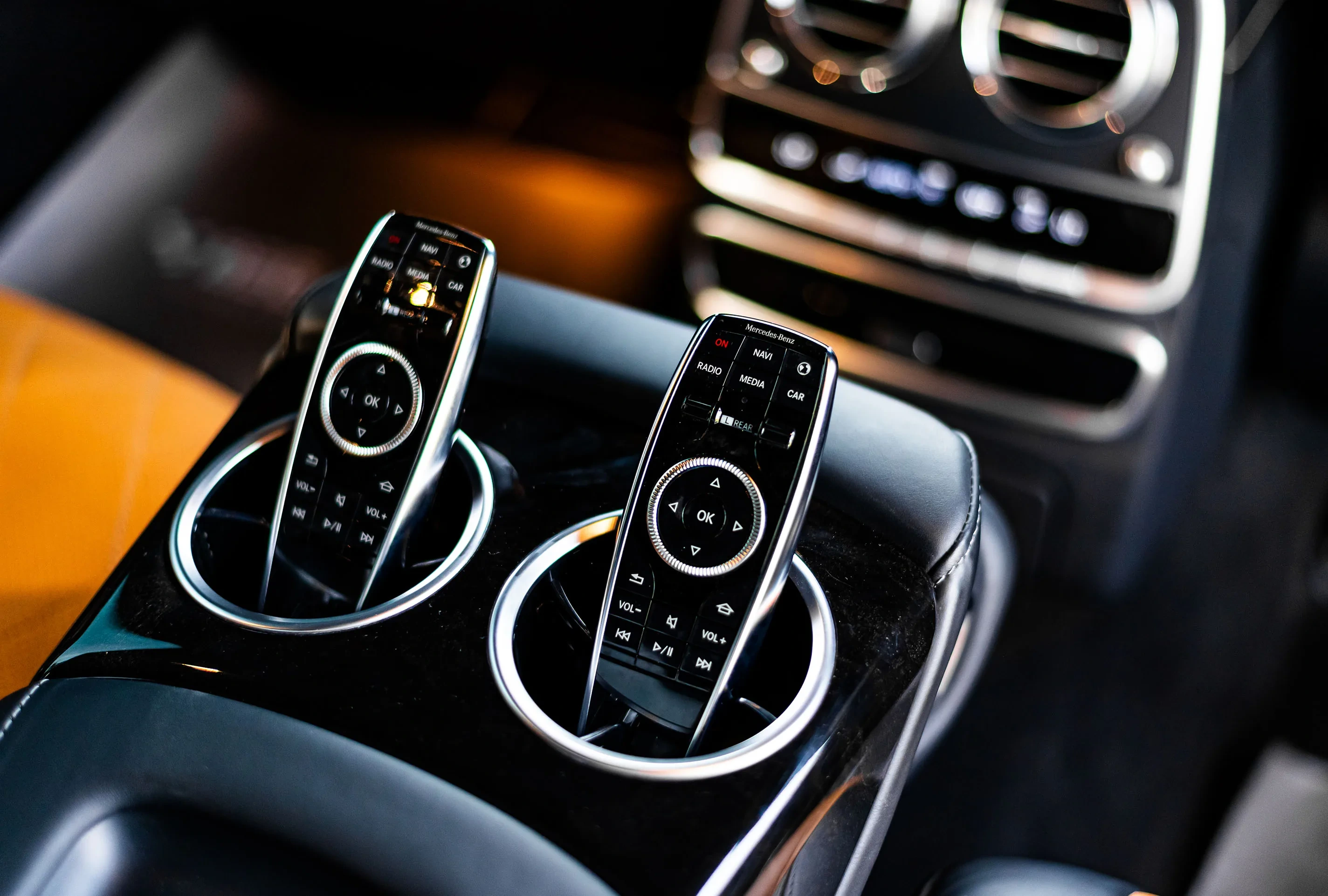 Mercedes-Benz S 560e